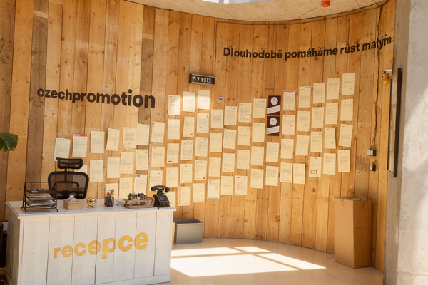 Recepce kanceláří czechpromotion po profesionálním úklidu