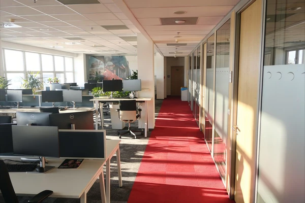 Kancelářské prostory International SOS Assistance po profesionálním úklidu kanceláří