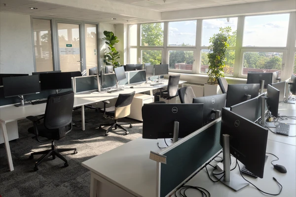 Kancelářské prostory International SOS Assistance po profesionálním úklidu kanceláří